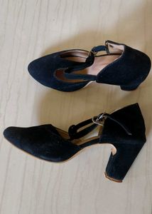 Heels Black