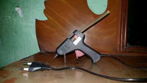 Glue Gun