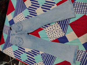 Bootcut Light Wash Jeans