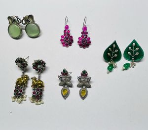 5pair Of Casual Earrings