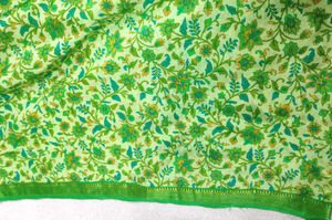Green Floral Silk Blend Saree With Lining Blouse