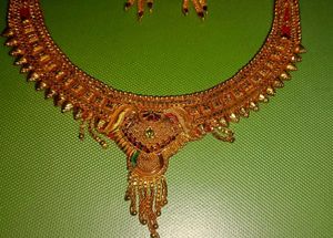 Elegant Gold-Plated Necklace Set