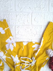 Corset Back Short Kurti 💛