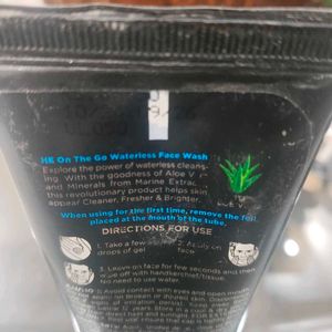 He On The Go Waterless Face Wash 50 gm 3 Pieces
