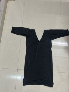 Black V-Neck Bodycon Dress