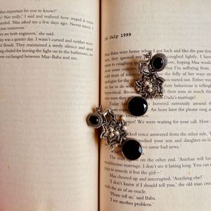 Vanaya Earrings