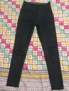 Triple Buttoned Slim Fit Denim Jeans