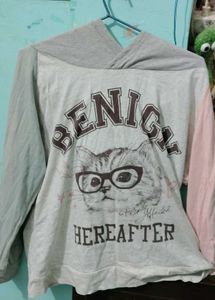 Benign Hereafter Cat Graphic Top