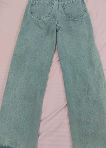 Light Wash Wide Leg Jeans🫧