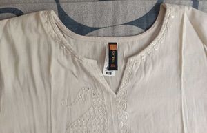 Elegant Embroidered Kurti