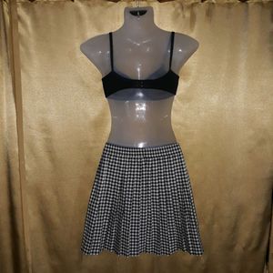 PRE-LOVED | B&amp;W Checked Skirt with Pleating