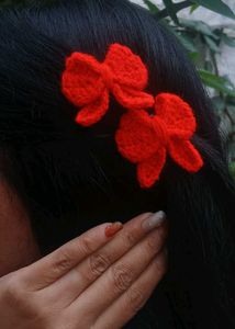 Red Bow Hair Clips