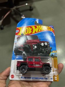 Land Rover Defender 2025 Hotwheels Case J and K