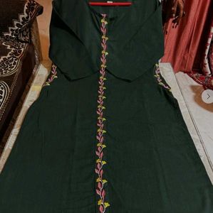 Bottle Green Handloom Cotton Embroidery Kurta Set