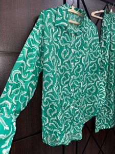 Katrina Kaif Green Co-ord Set.