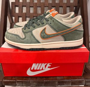 Nike SB Dunk Otomo Katsuhero Sneakers