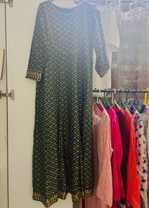 Elegant Green & Gold Kurta