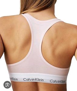 🇳🇿💫💗 Calvin Klein Pink Sports Bra