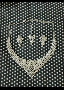 Sparkling Rhinestone Jewelry Set