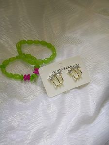 Korean Trident Earring ✨💚