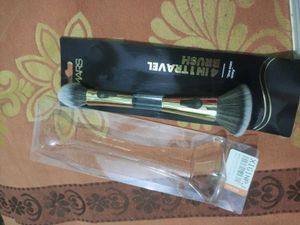 Mars Travel Friendly 4 In 1  Makeup Brush