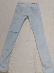 Light Wash Skinny Jeans