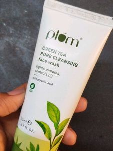 Plum Green Tea Pore Face Wash