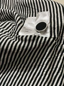 H&amp;M Elegant Black Cropped Jacket