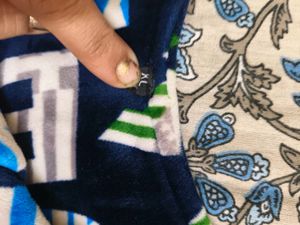 Beautiful Warm fleece top for 5-7 years girl