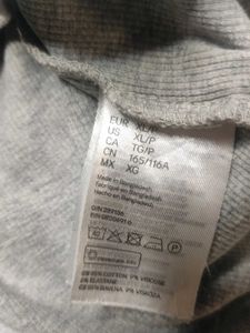 H&amp;M Grey T-shirt