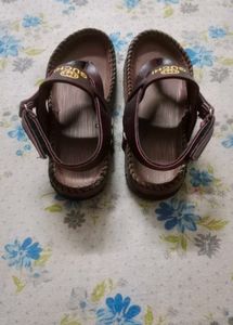 Guchi Leather Sandal
