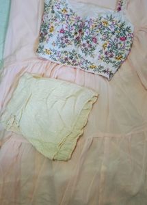 Crop Top Choli