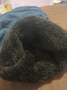 Stylish slouchy winter woolen knitted cap