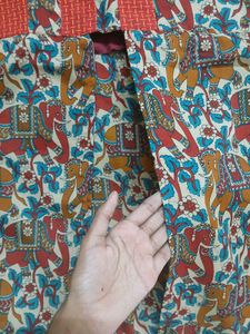 Beautiful Printed Top – New &amp; Unworn