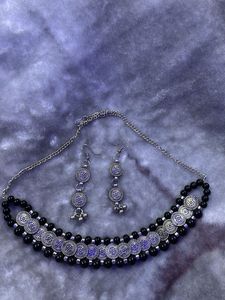 Black Beaded Silver Tone Necklace