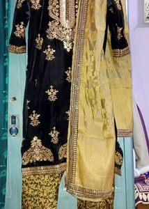 Pakistani Suit With Pant And Duppata