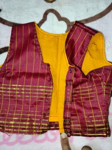 Girls&#39; Checked Lehenga Choli Set