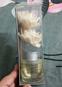 Mumuso Mogra Reed Diffuser