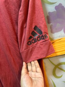 Unisex Adidas T-Shirt – Classic Originals Style