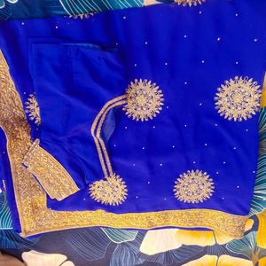 Elegant Blue &amp; Gold Saree with blouse