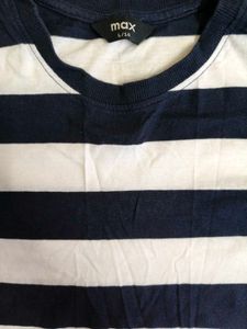 MAX Striped Women&#39;s T-shirt