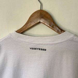 YESEYESEE Performance T-Shirt