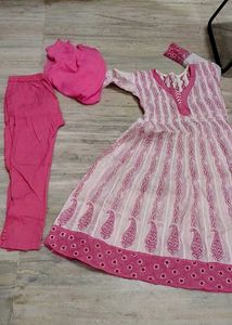 Beautiful Chikankari Kurta Set
