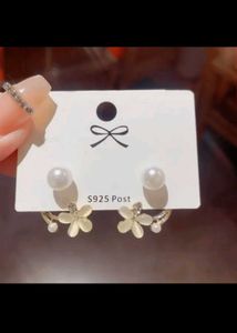 Flower Pearl Earrings