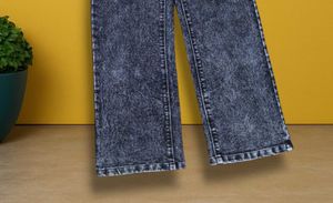 I@65 Size-26 Straight Jeans