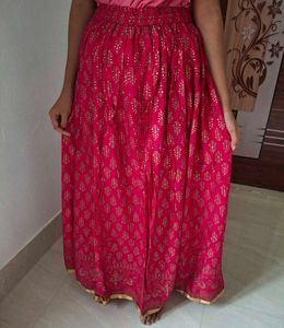 2pure cotton Kurti + 2 long skirts combo🌷
