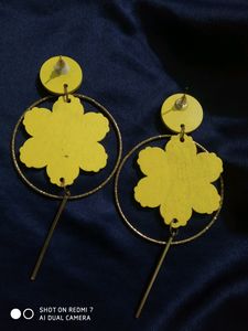 Yellow 💛 Wooden Earring