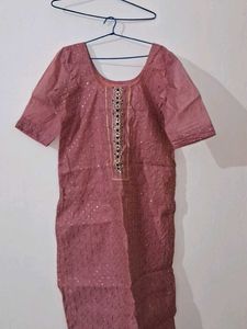 Embroidered Pink Kurta