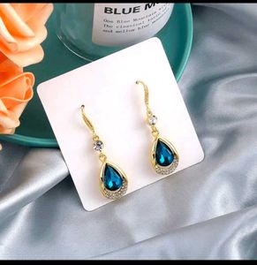 Elegant Teardrop Earrings