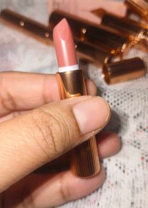 Charlotte Tilbury - Supermodel Lipstick